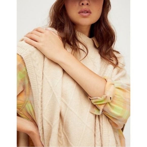 NEW FREE PEOPLE Harbour Stripe Cable Poncho - Picture 3 of 3